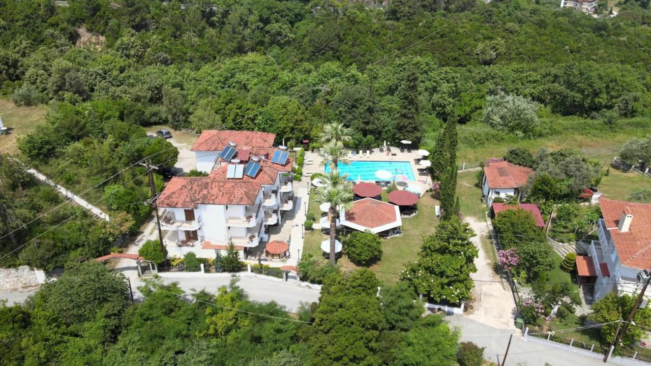 Irida Rooms 'N' Pool Paralía Panteleímonos Eksteriør bilde